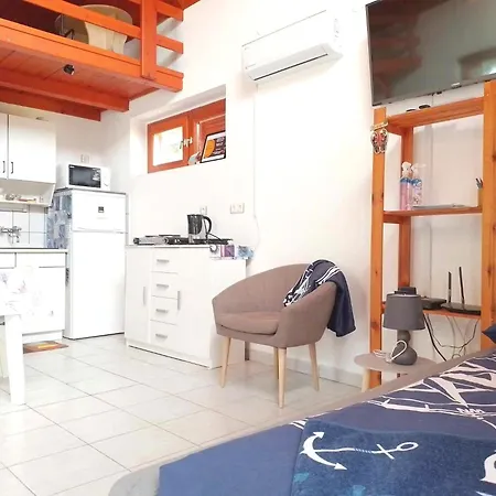 Guest house Huvoes Nyaralohaz 4*
