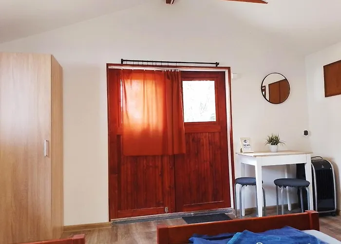 Huvoes Nyaralohaz 4*