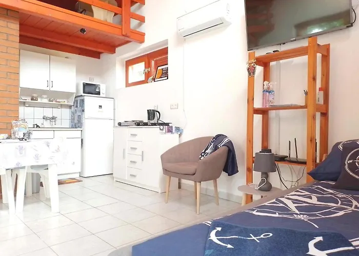Guest house Huvoes Nyaralohaz 4*